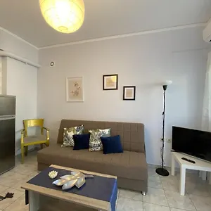 κάντε κράτηση εδώ